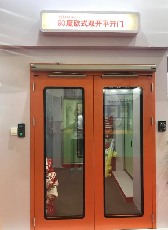 潔凈平開自動門